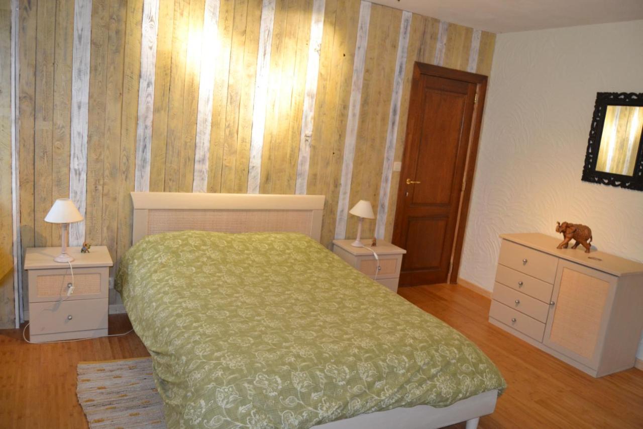 En Chapoisie Bed and Breakfast Ciney Esterno foto