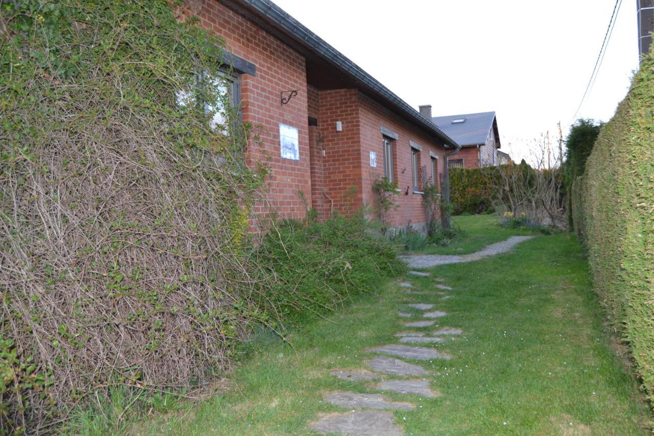 En Chapoisie Bed and Breakfast Ciney Esterno foto